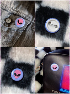BlissGirl - Pastel Alien Button - 1 inch - Harajuku - Kawaii - Alternative - Fashion